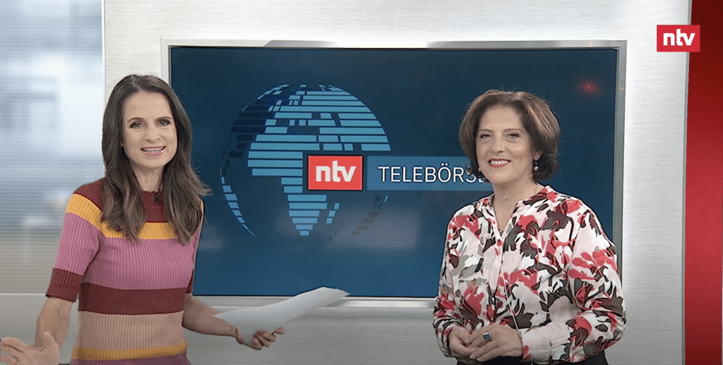 Sybille Scharr interviewt Martha Giannakoudi bei ntv