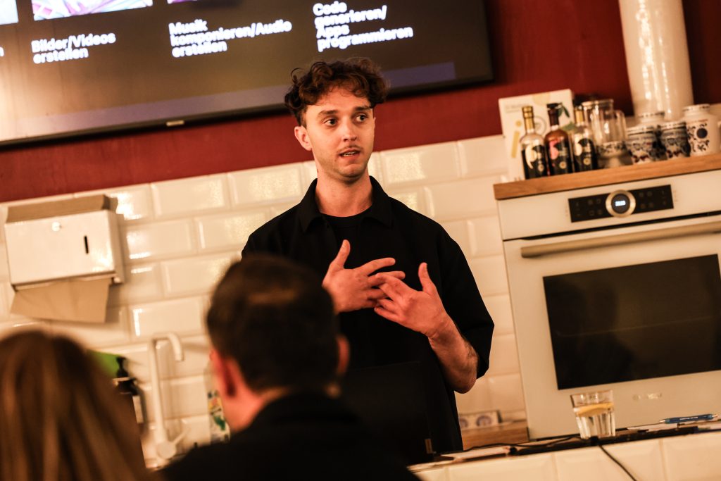 Trainer Niklas auf dem KI Afterwork