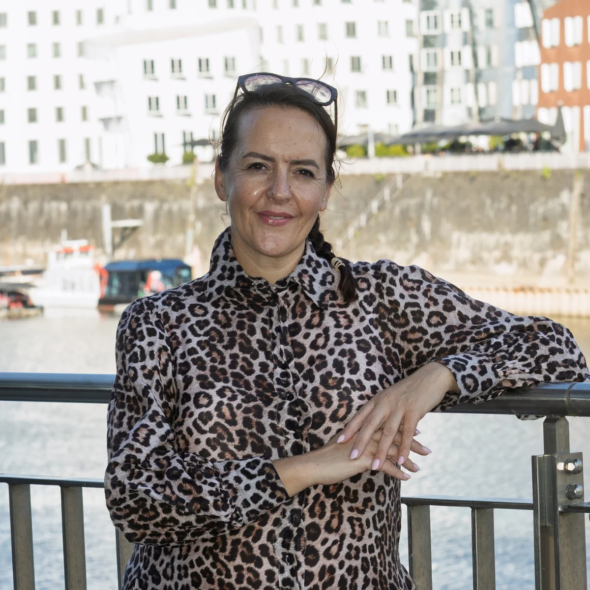 Stefania Lettini Gastgeberin des KI Afterworks von Synnous